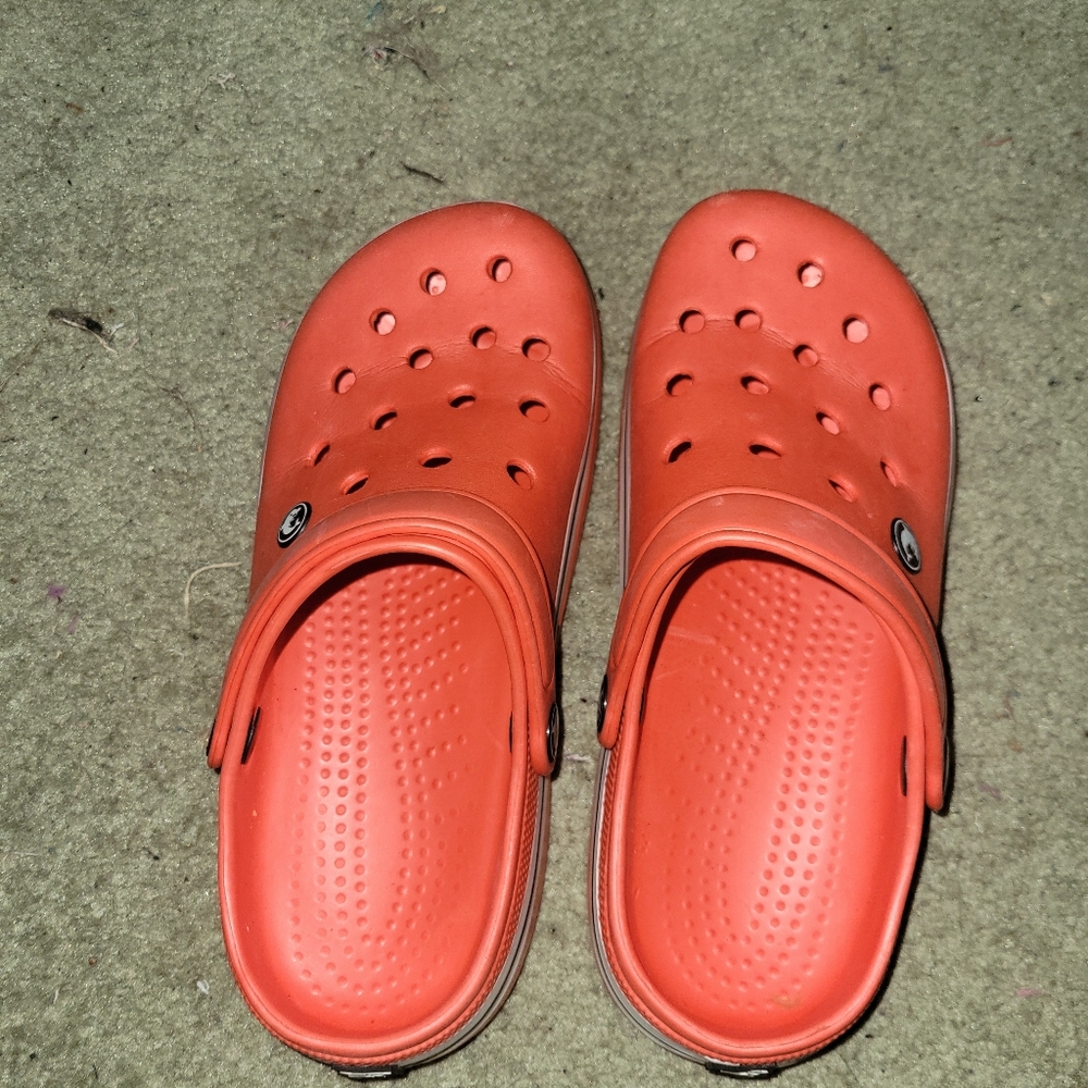 Crocs